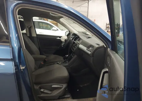 2018 Volkswagen Tiguan 2.0T S из США, поврежденный, VIN 3VV0B7AX9JM033321